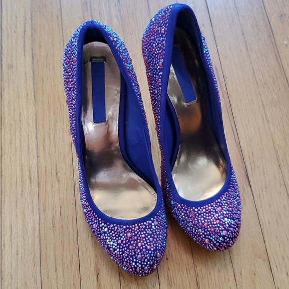 Bcbg Crystal "Prish" Pump - Picture 3 of 7